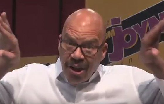 Watch Omega Psi Phi’s Tom Joyner Throw Up The Hooks And Shout Out Phi Beta Sigma