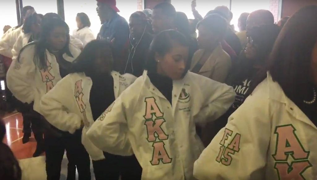 Akas stroll