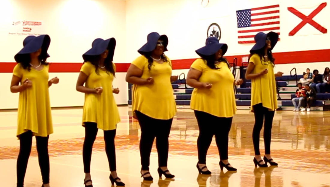 SGRhos Reveal New Members at the University of South Alabama