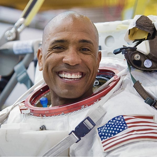 Phi Beta Sigma Astronaut to Pilot New SpaceX Ship to the International ...