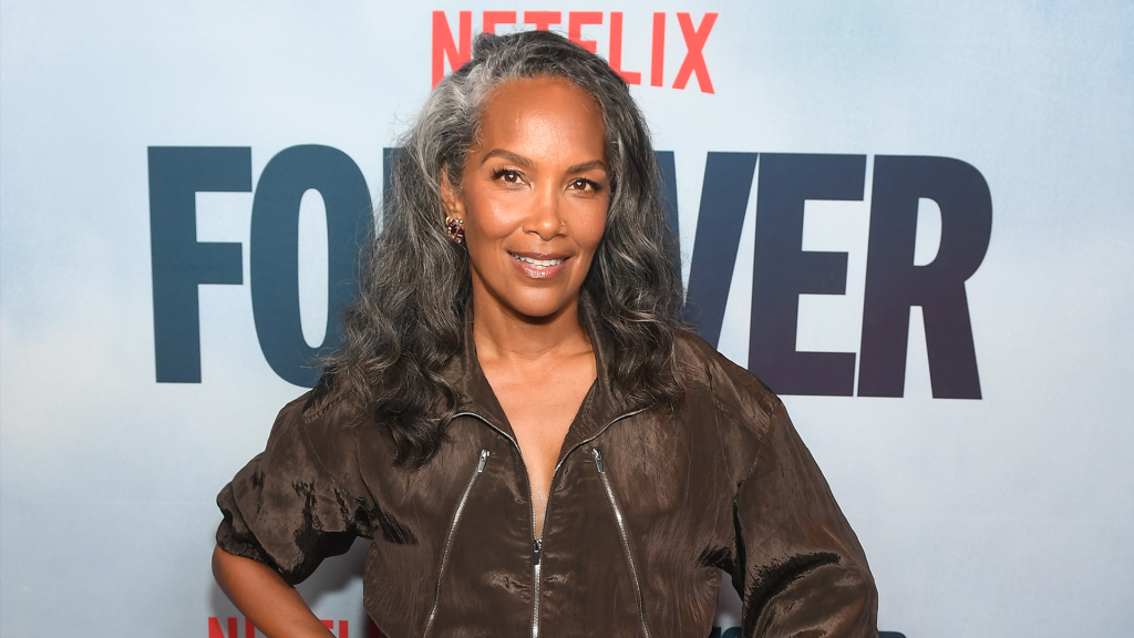 Mara brock akil netflix forever delta sigma theta